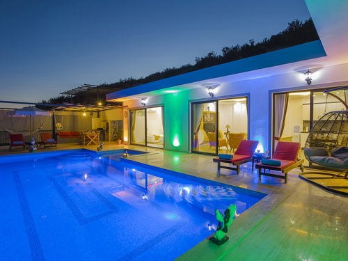  gece  -  Kasım
  | Kalkan İslamlar'da Jakuzili ve Isıtmalı Havuzlu Romantik Villa Tatili